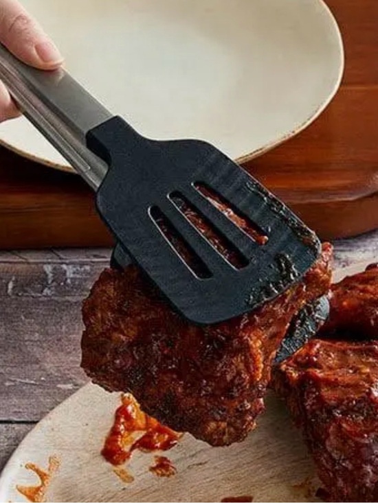 Pampered Chef Other - Pampered Chef Spatula Tongs (dual spatula head)